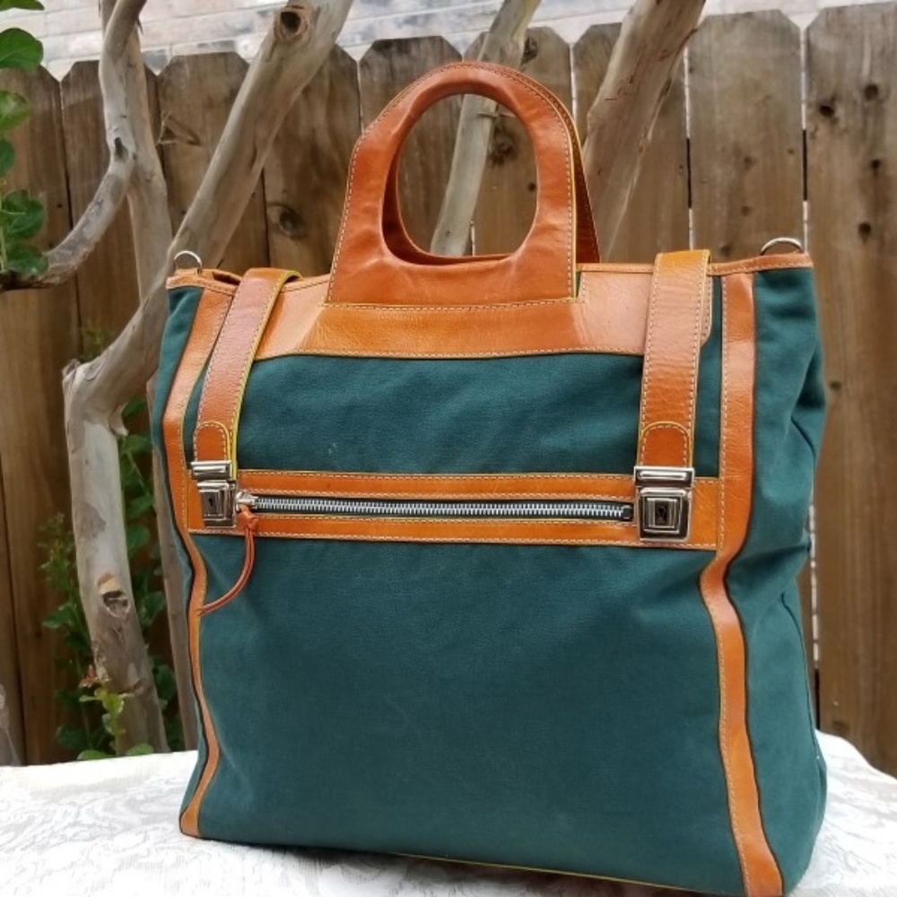 Barneys New York Green and Tan Travel Bag - Picture 9 of 16